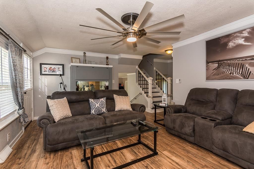 12621 W 100th Terrace — photo 8