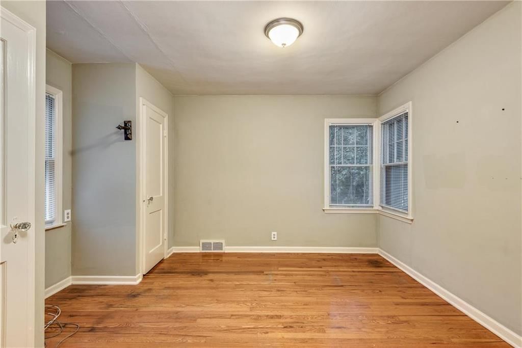 8825 Iroquois Trail — photo 15