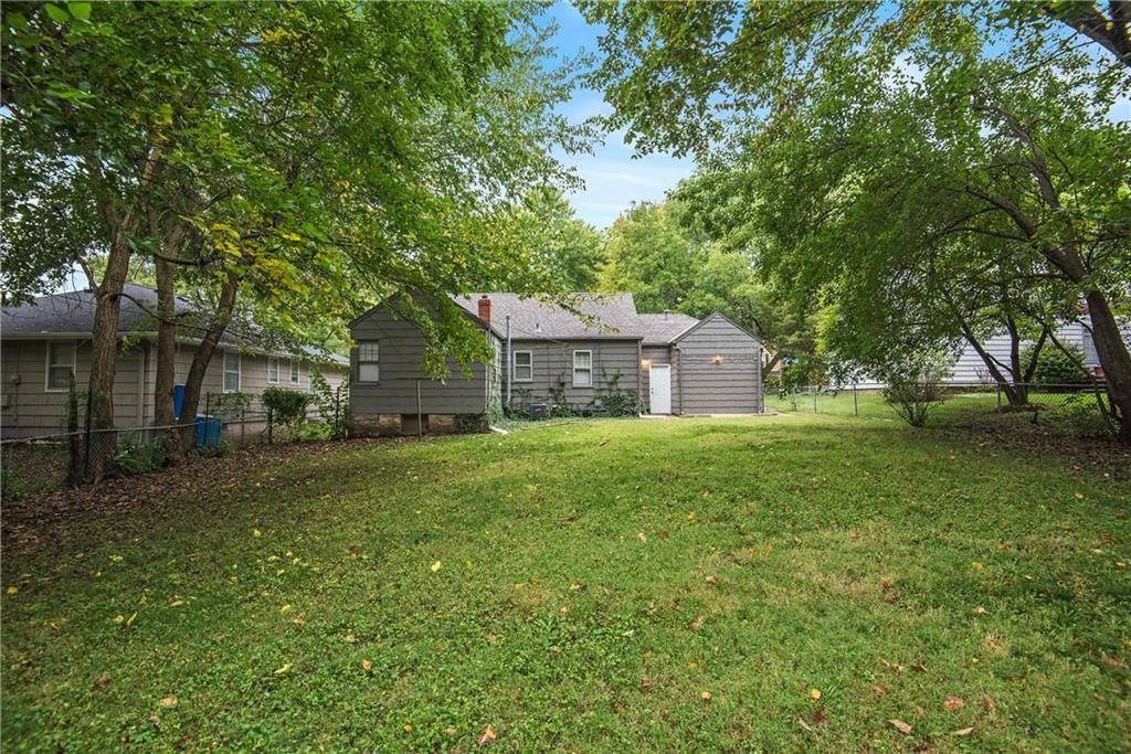 8825 Iroquois Trail — photo 23