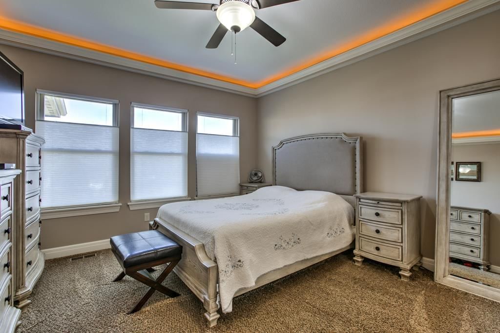 1304 NW BASSWOOD Court — photo 13
