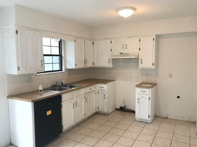 12813 Raintree Drive — photo 9