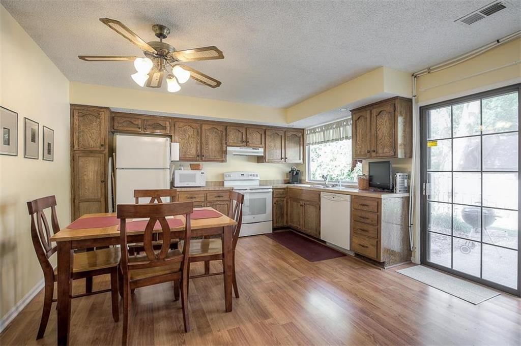 1936 E Osage Circle — photo 12