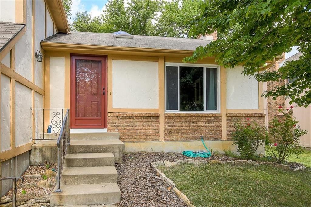 1936 E Osage Circle — photo 3