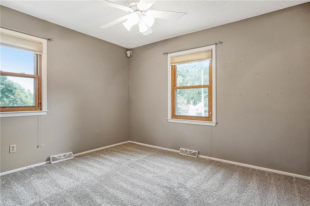 10009 Taylor Drive — photo 11