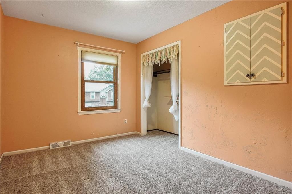 10009 Taylor Drive — photo 12