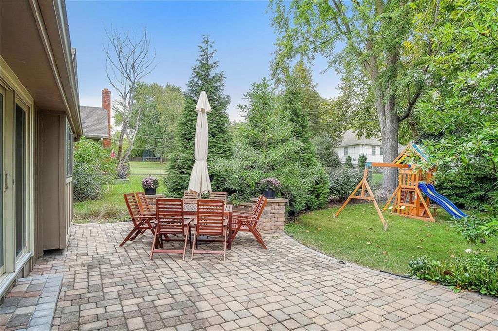 10009 Taylor Drive — photo 14