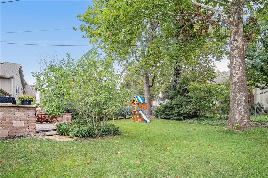 10009 Taylor Drive — photo 15