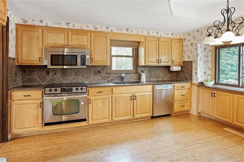 10009 Taylor Drive — photo 5