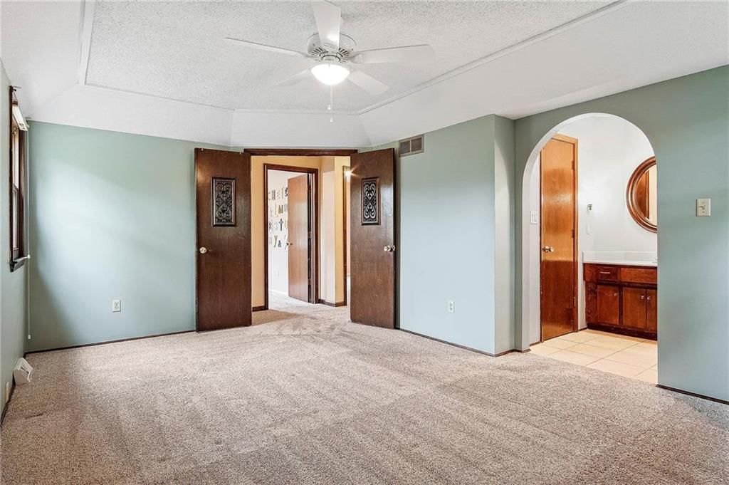10009 Taylor Drive — photo 8
