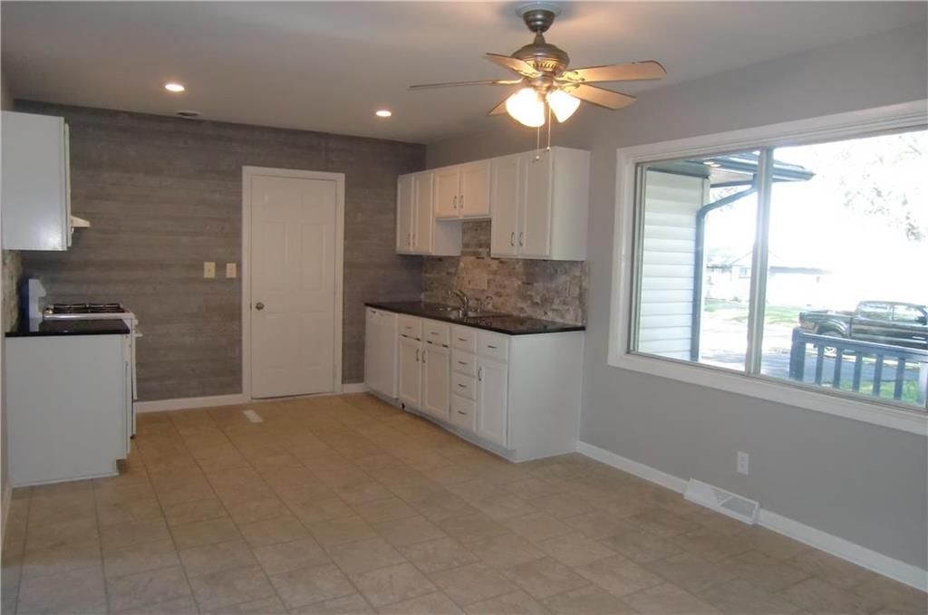 224 SW Mcclendon Drive — photo 6