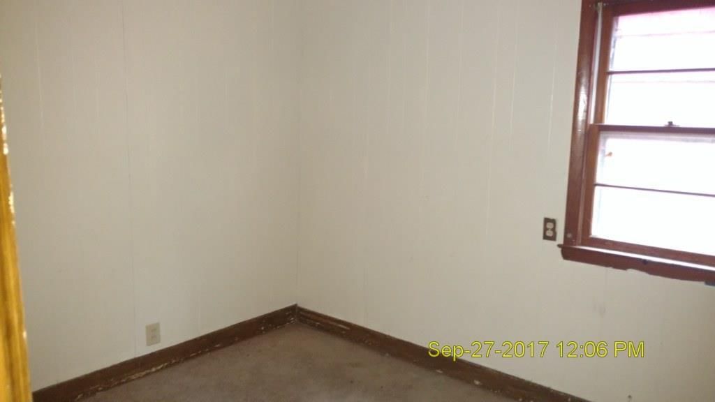 1953 N 29th Street — photo 10