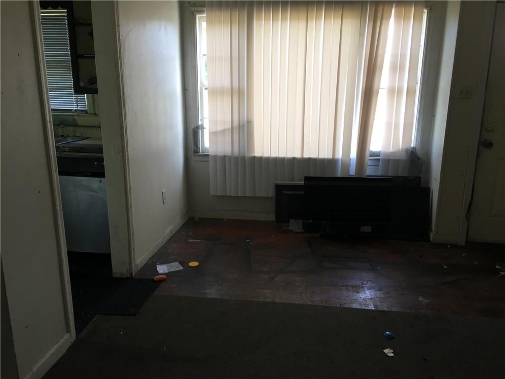 5802 NE ANTIOCH Road — photo 6