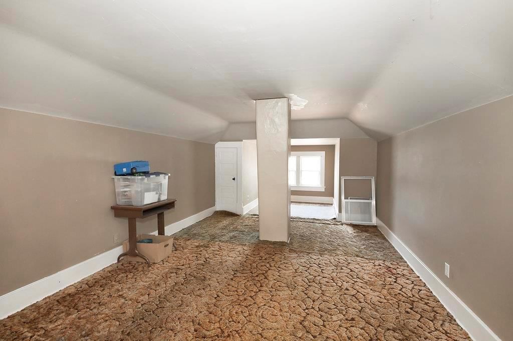 105 E Miami Street — photo 16