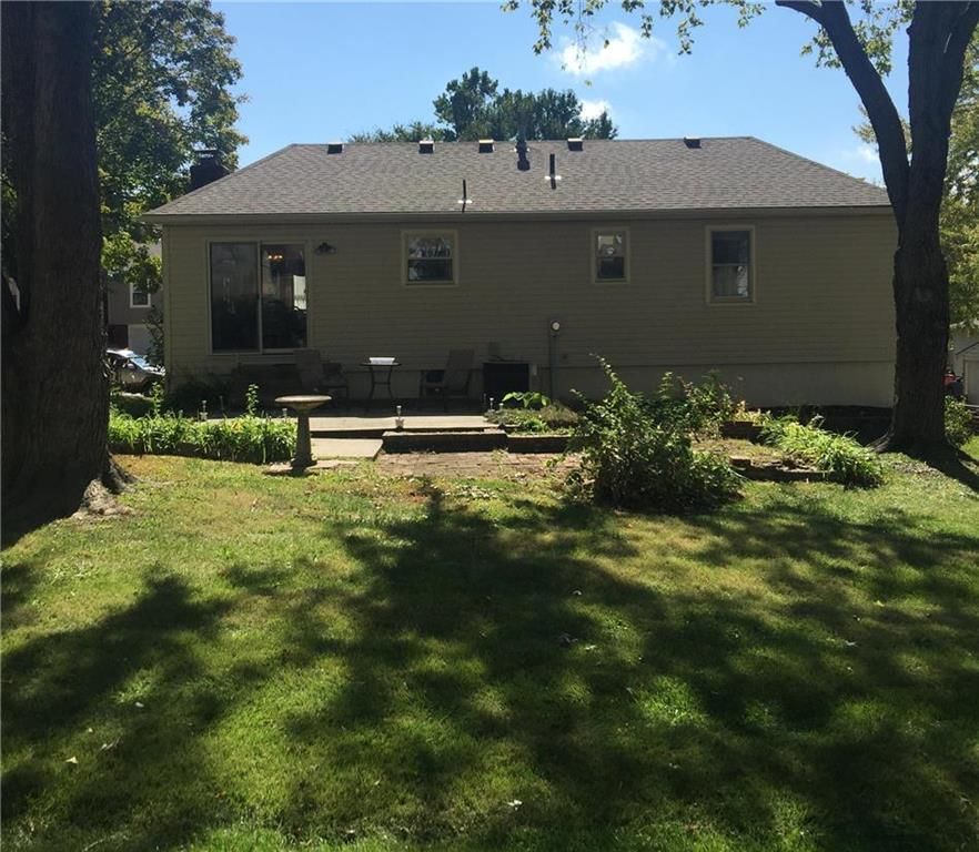 20308 E 16Th North Street — photo 2