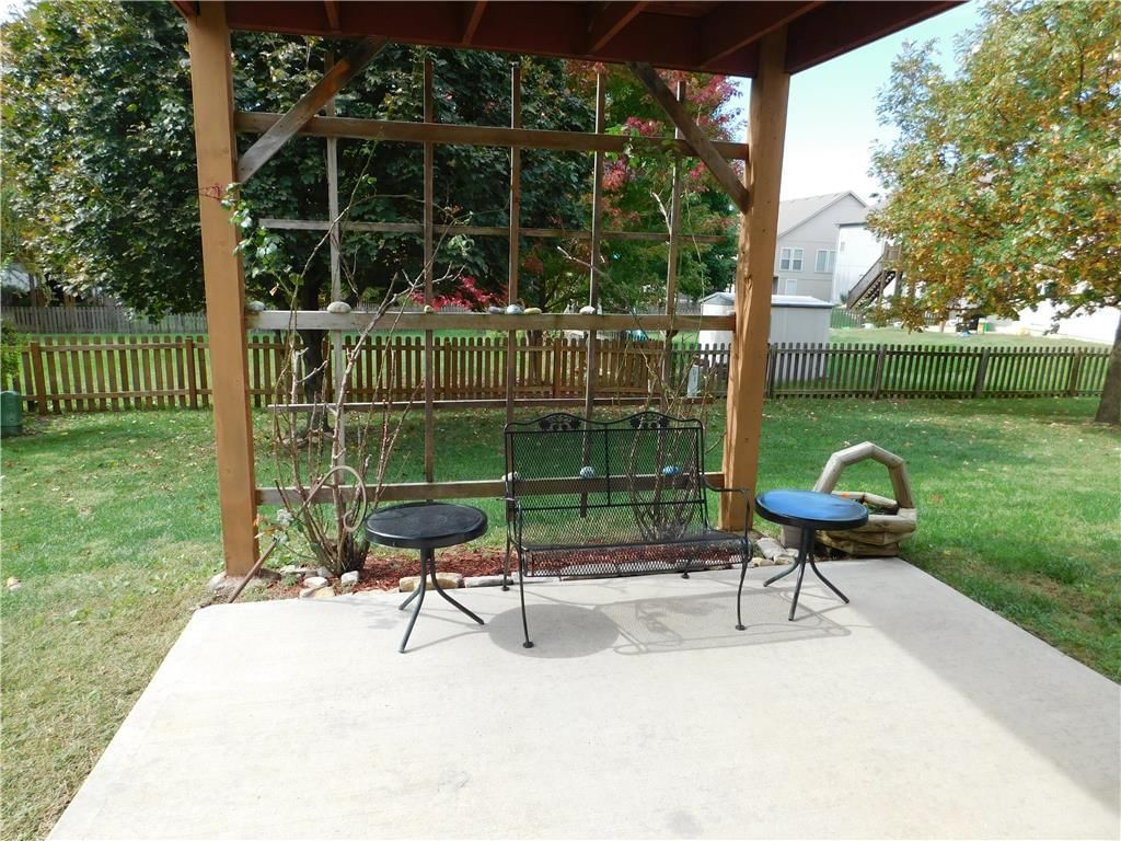939 N CANYON Drive — photo 23