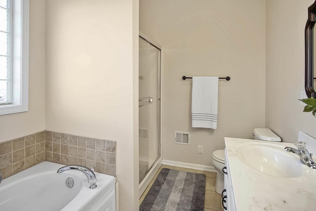 570 N Evergreen Street — photo 11
