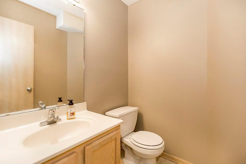 8025 N Elmwood Avenue — photo 11