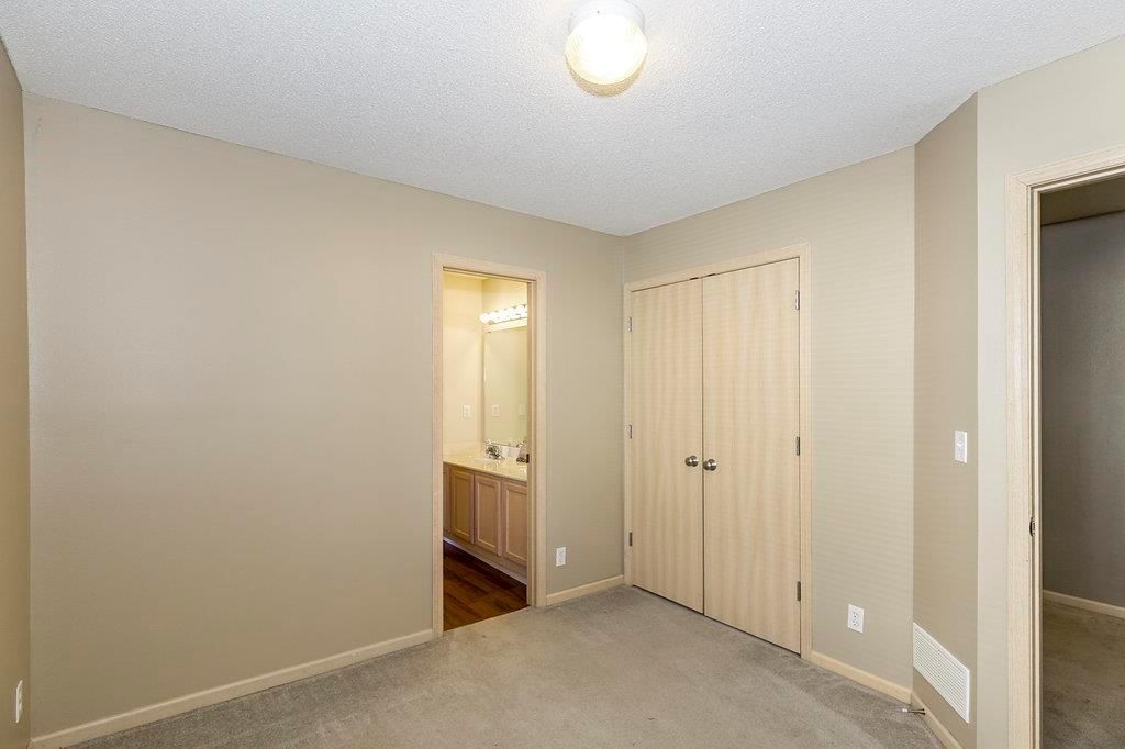 8025 N Elmwood Avenue — photo 17