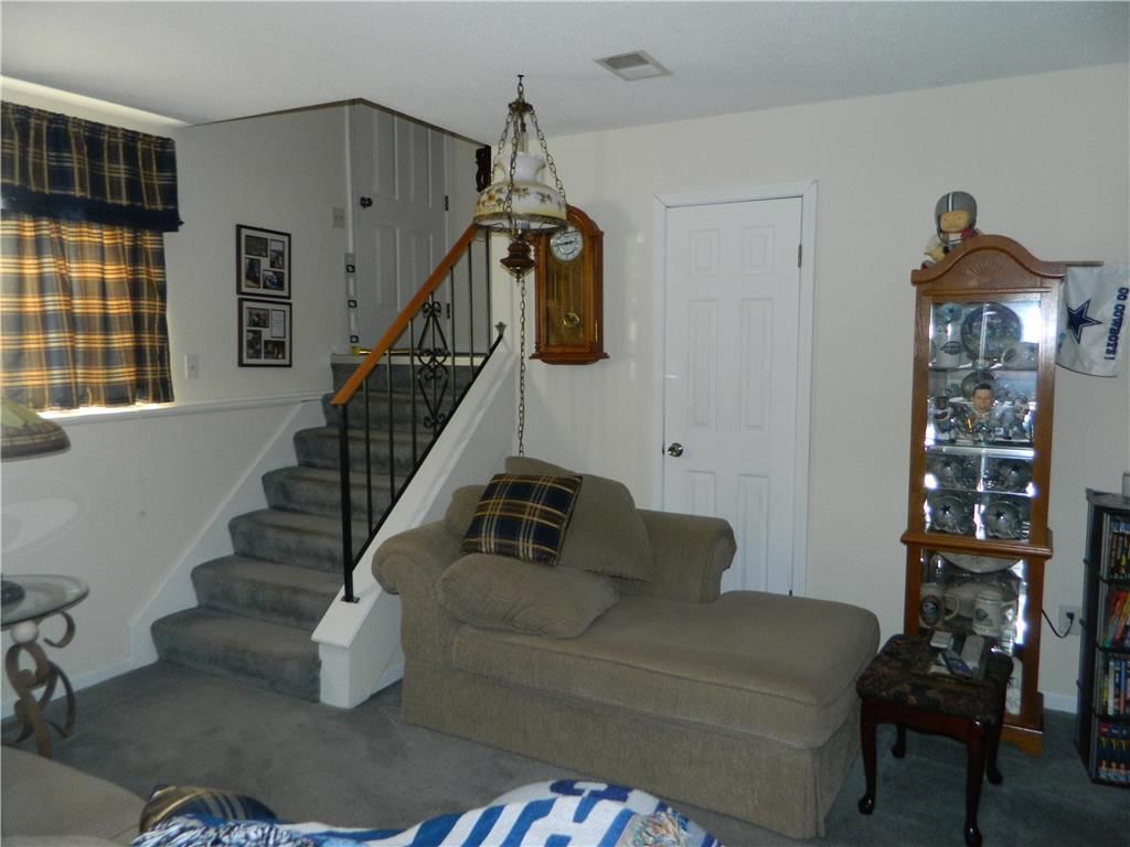 1326 E 152 Terrace — photo 8