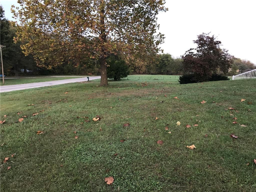 7725 Raines Road — photo 2