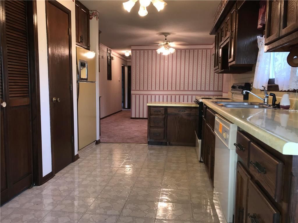 7725 Raines Road — photo 15