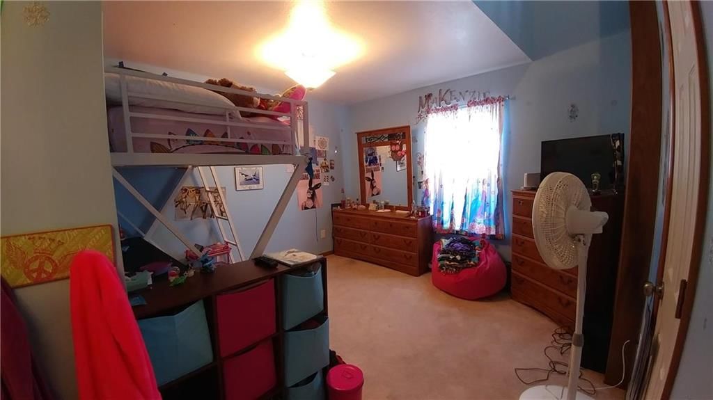 1042 Black Oak Drive — photo 18