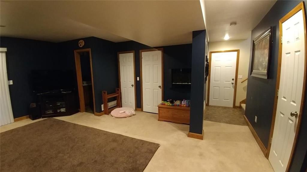 1042 Black Oak Drive — photo 21