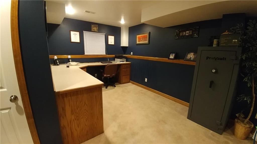 1042 Black Oak Drive — photo 22