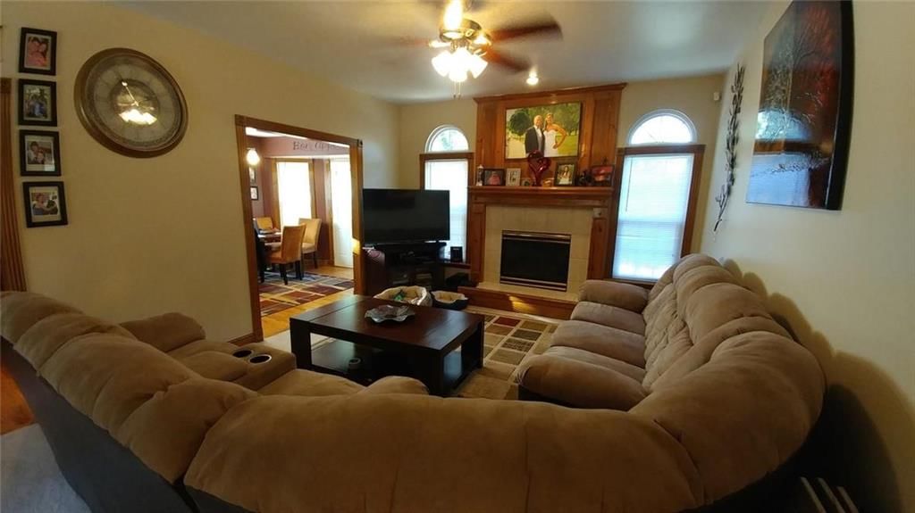 1042 Black Oak Drive — photo 6