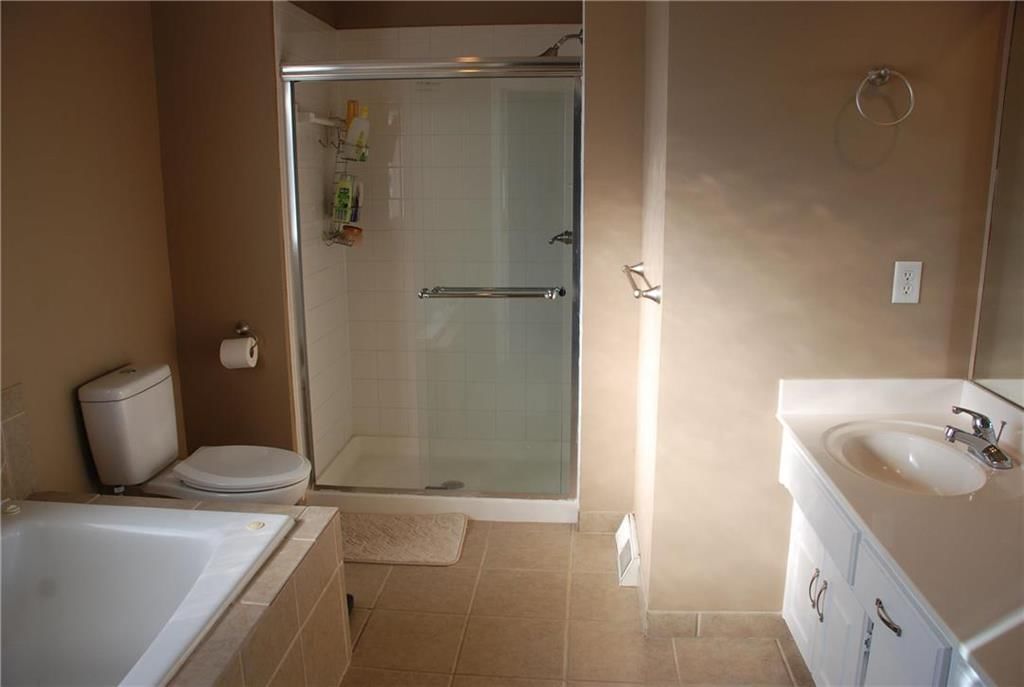 7802 N Conant Avenue — photo 11