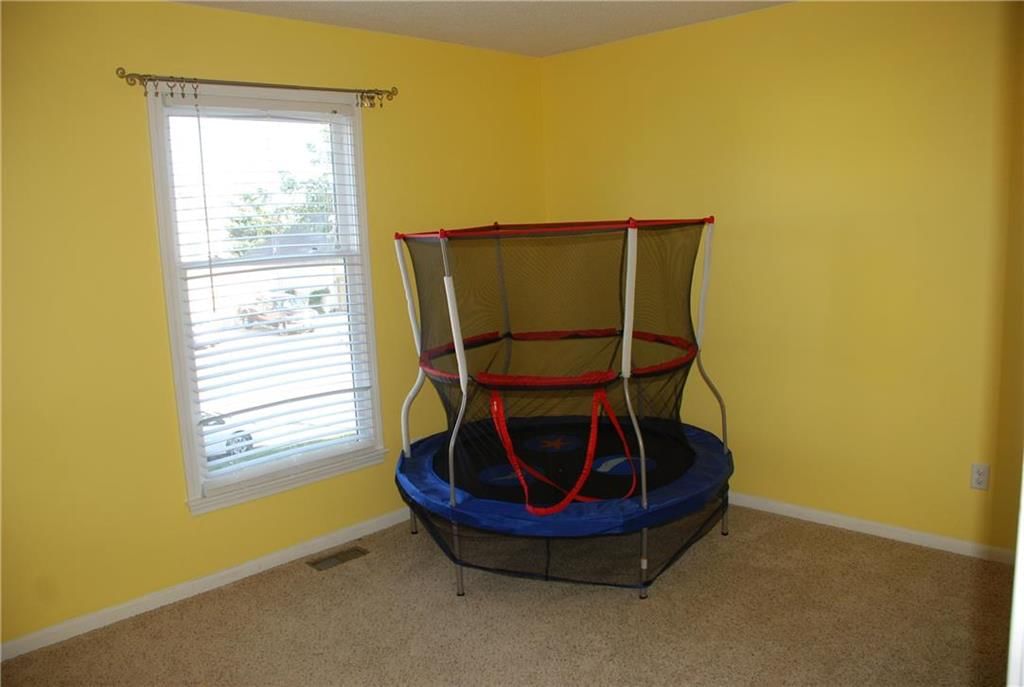 7802 N Conant Avenue — photo 12