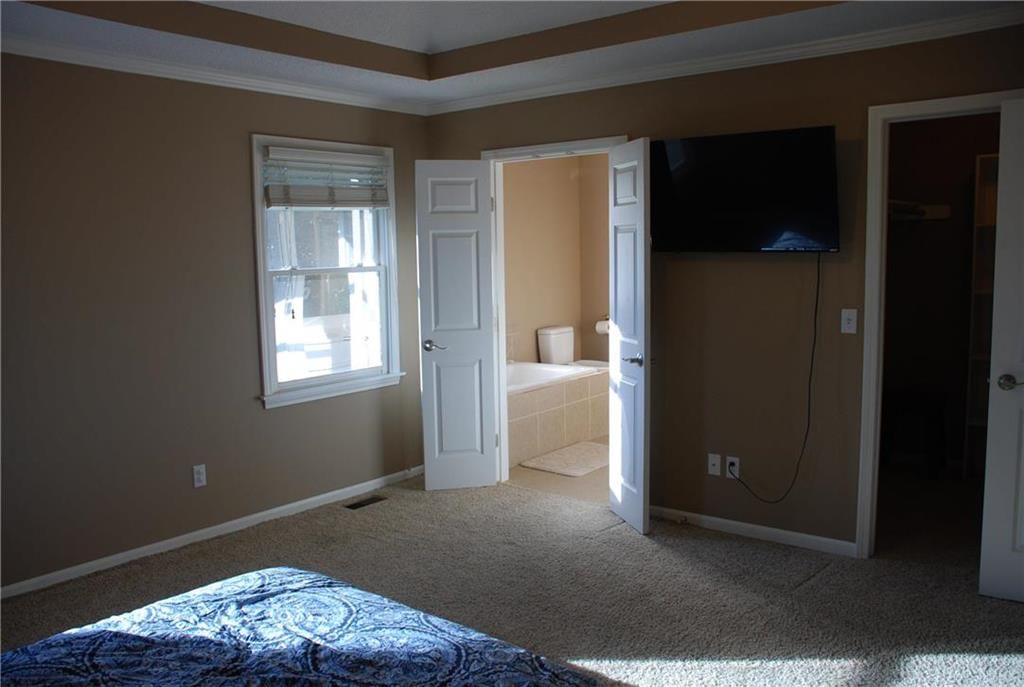 7802 N Conant Avenue — photo 10