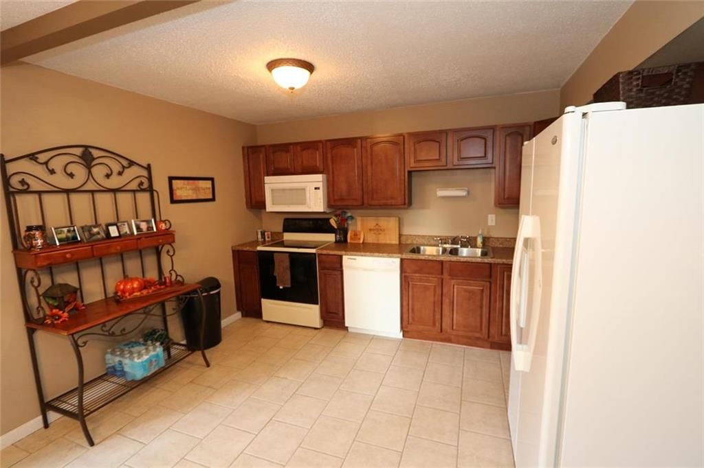 416 Brookside Drive — photo 5