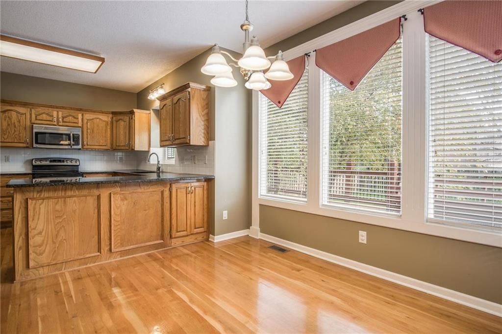 14721 GLENWOOD Avenue — photo 11