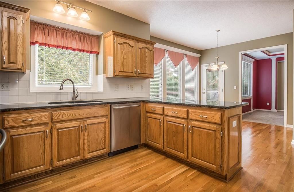14721 GLENWOOD Avenue — photo 9