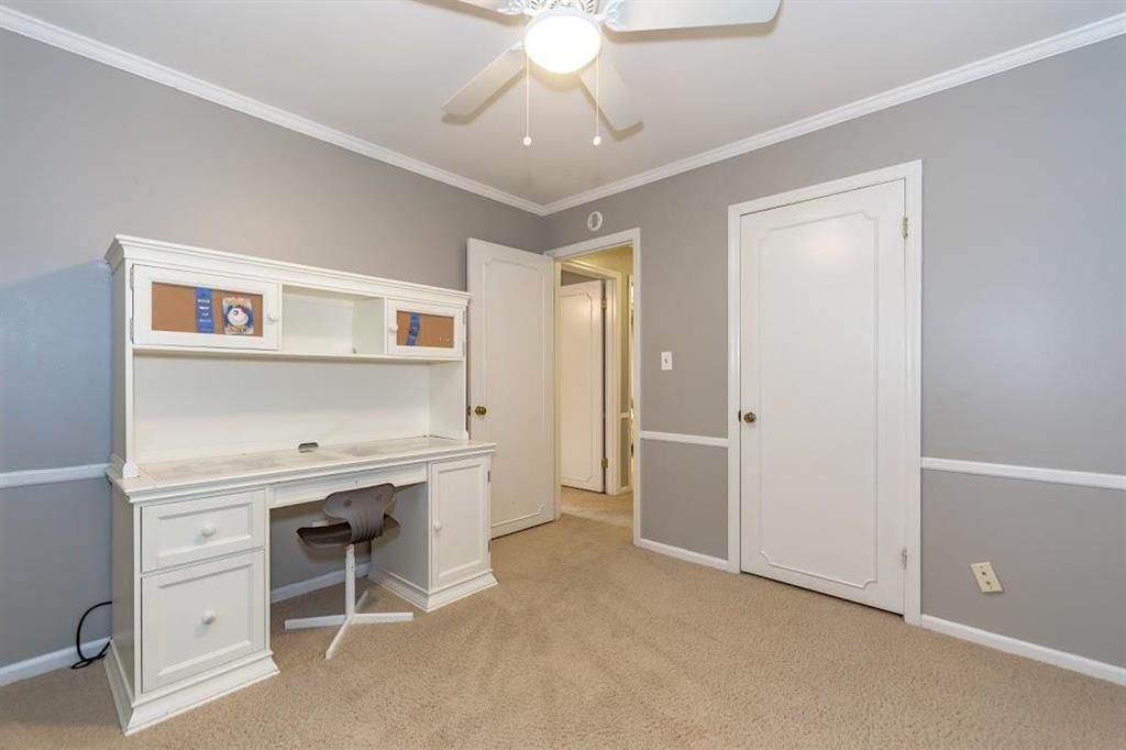 8810 W 71st Terrace — photo 17