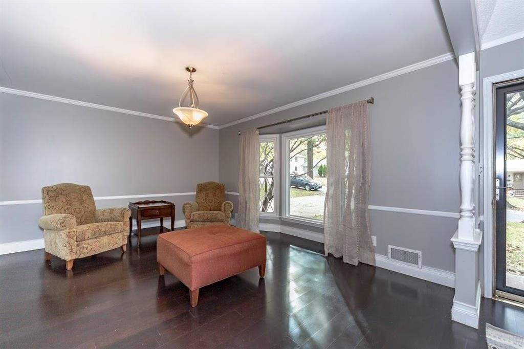 8810 W 71st Terrace — photo 5