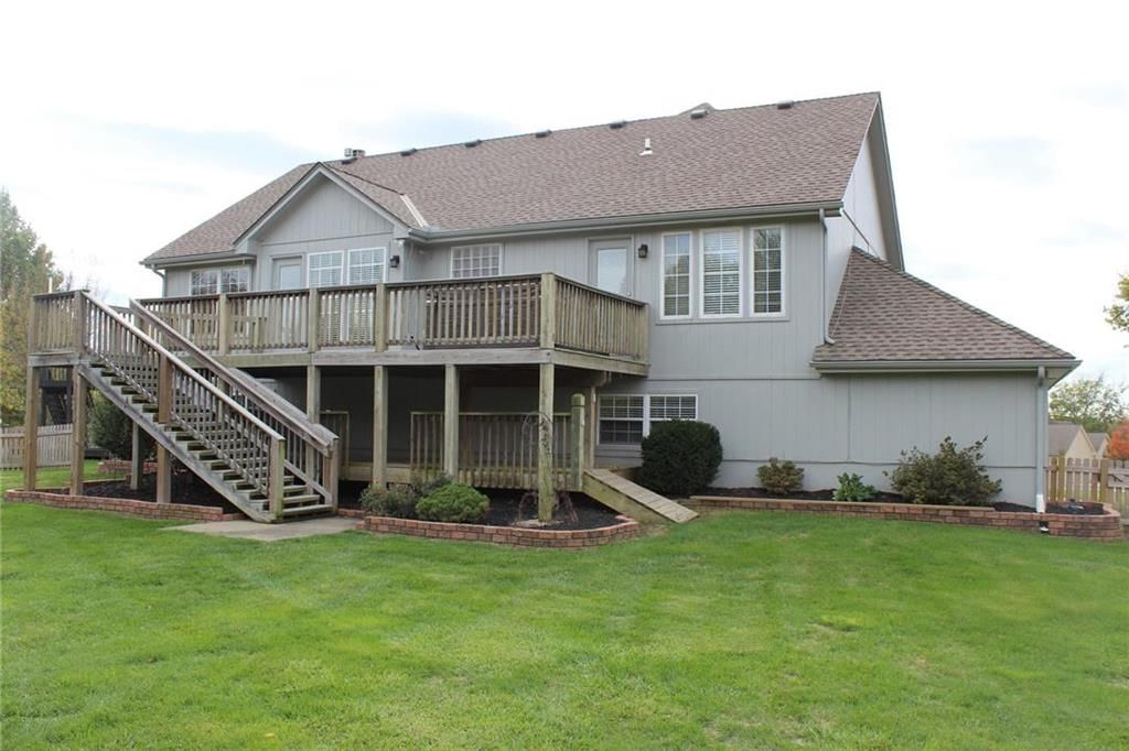 2300 NW Frances Street — photo 18