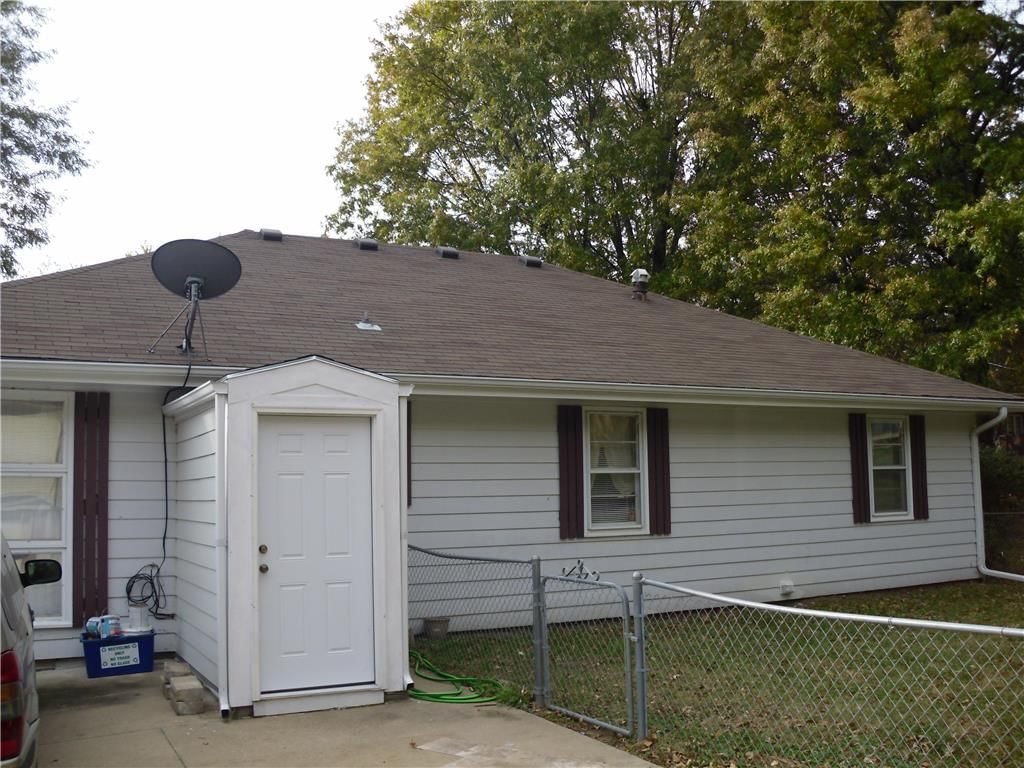 1812 Forest Avenue — photo 4