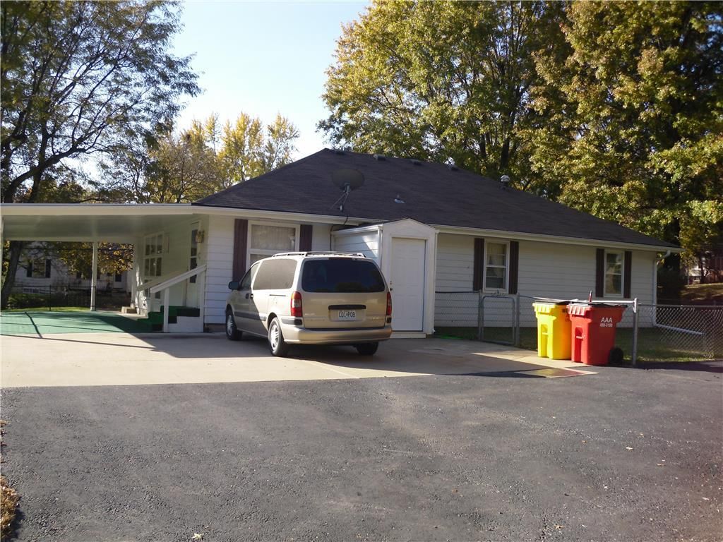1812 Forest Avenue — photo 5