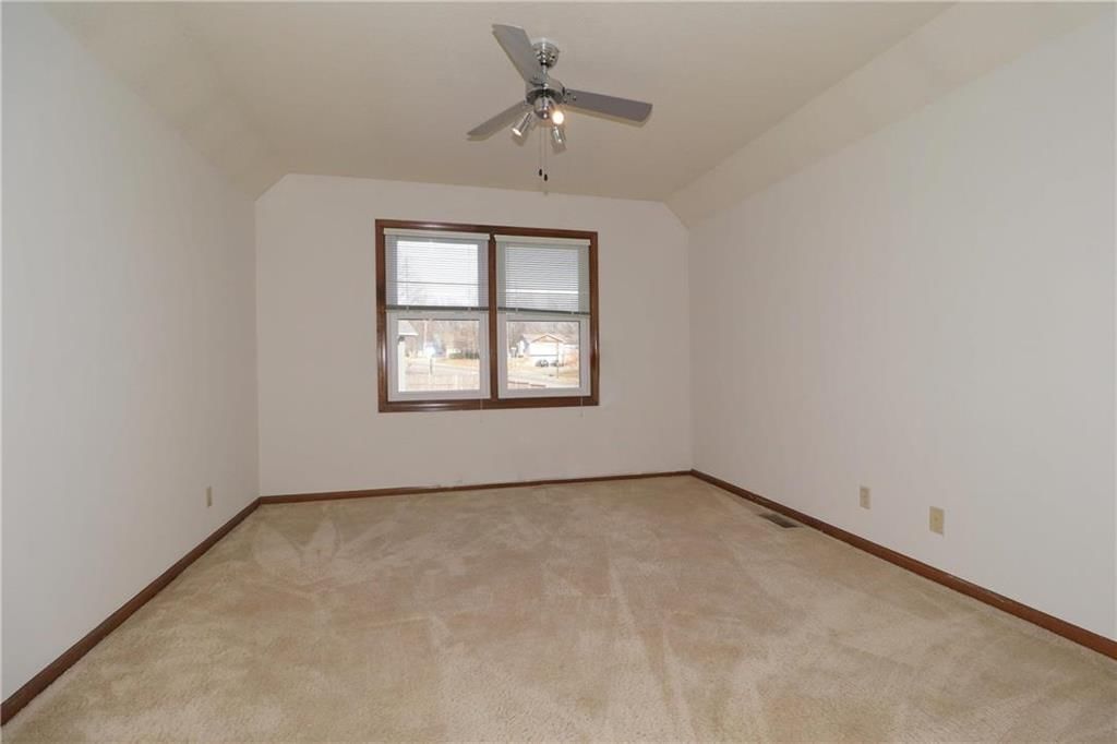 101 W James Court — photo 14