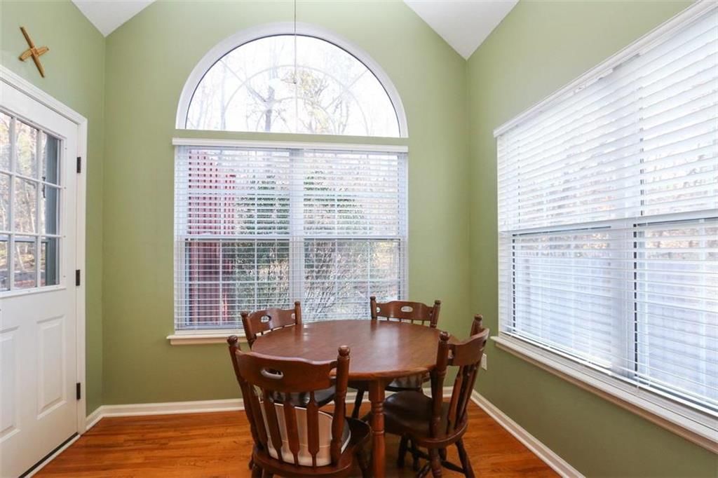5129 S Powell Avenue — photo 7