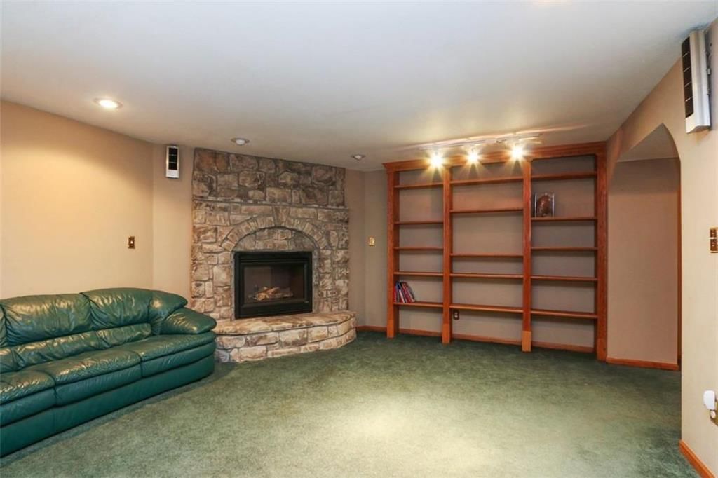 5129 S Powell Avenue — photo 9