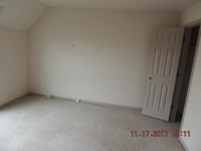9754 N Montclair Avenue — photo 21