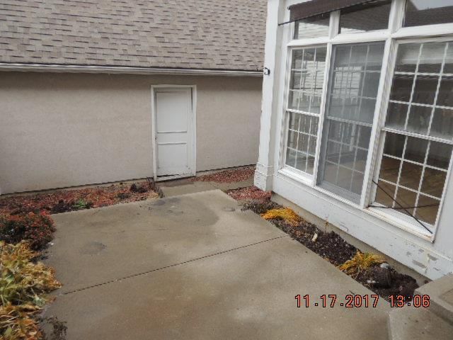 9754 N Montclair Avenue — photo 6
