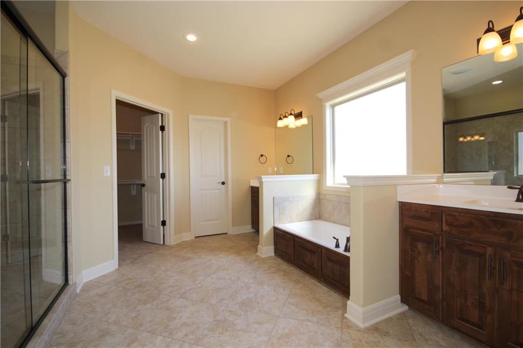 6912 N Quincy Avenue — photo 12