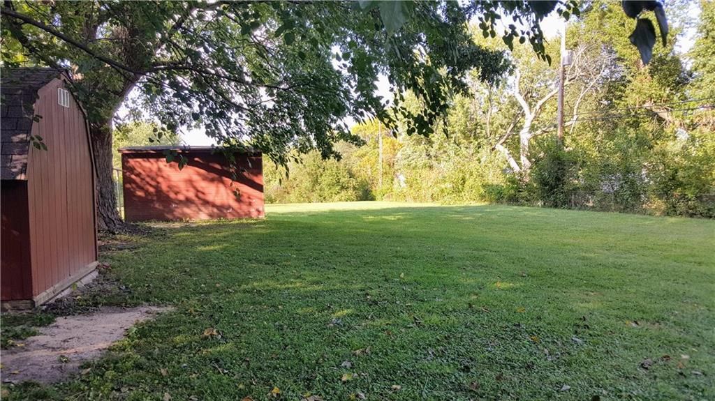 2911 S Northern Boulevard — photo 10