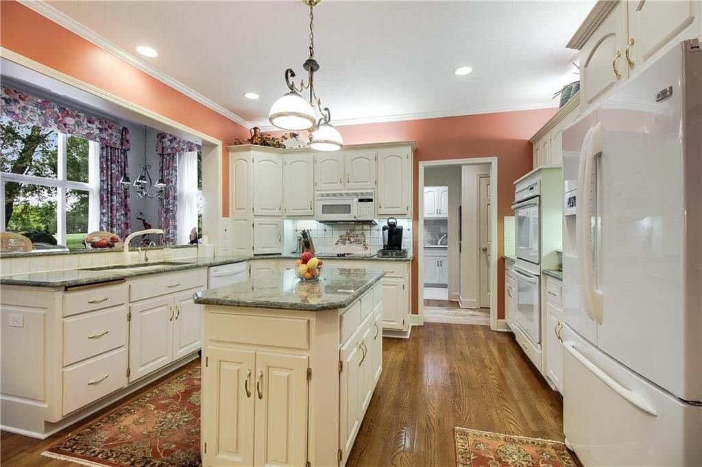 612 NE Persimmon Lane — photo 12