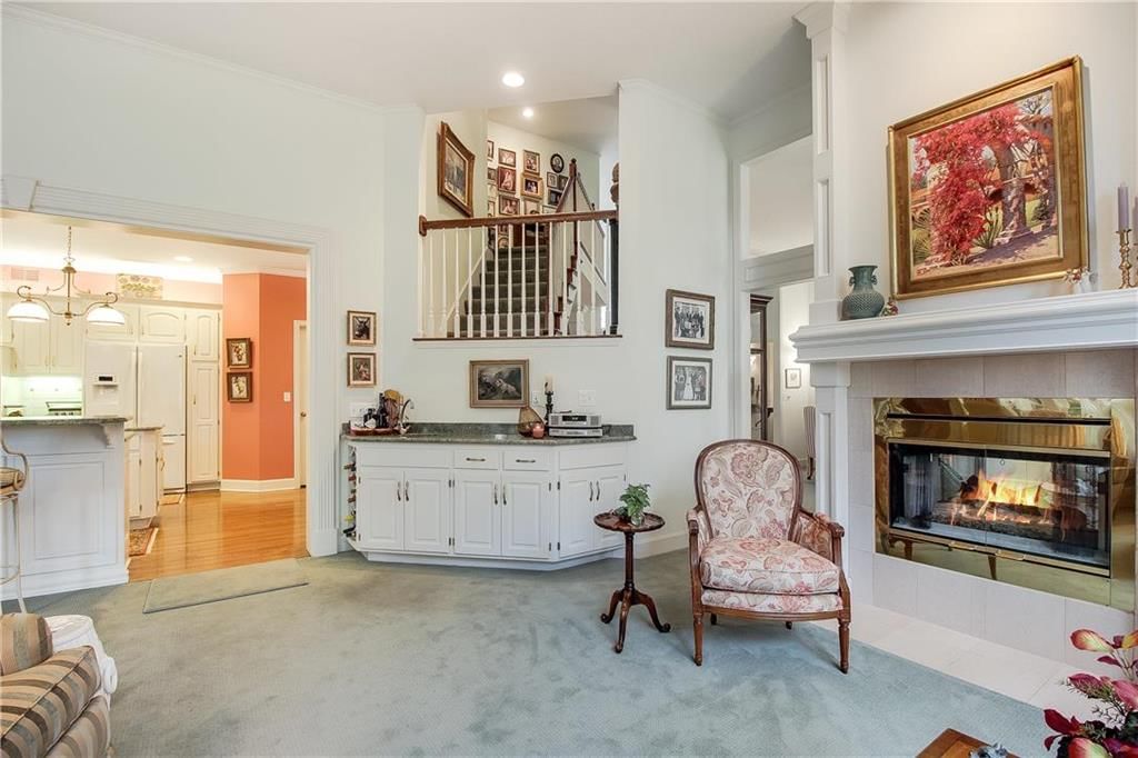 612 NE Persimmon Lane — photo 9