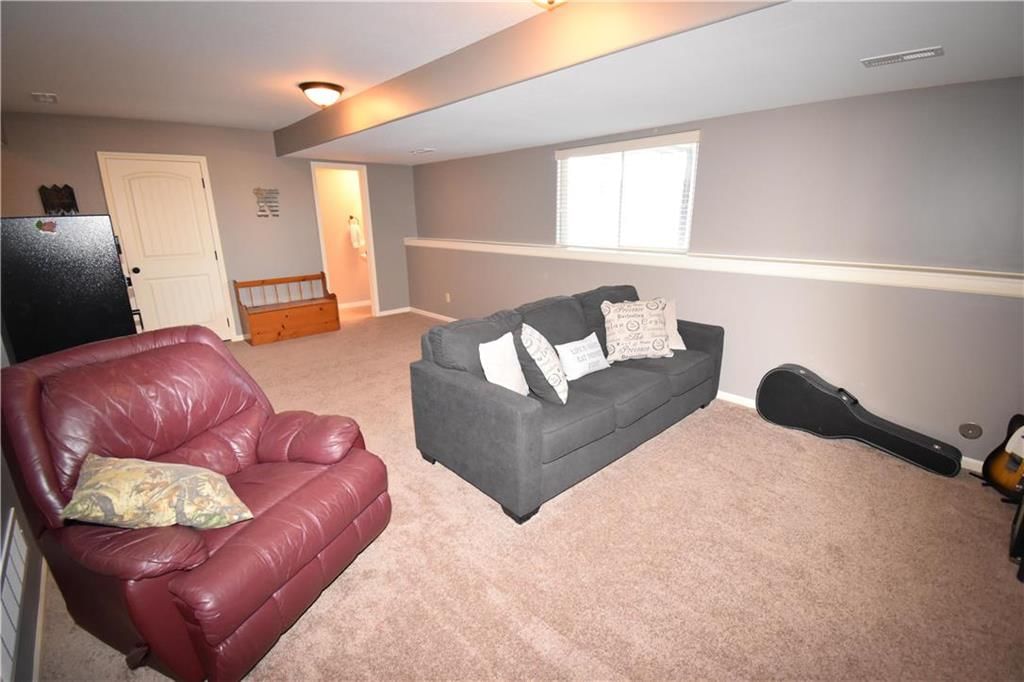 705 Tall Grass Drive — photo 20